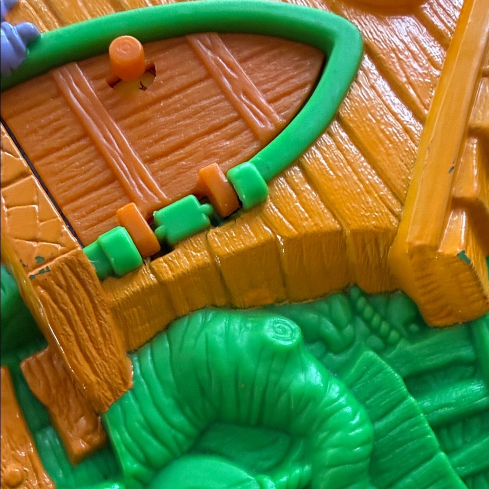 Pooh bear play house - Picture 6 of 6